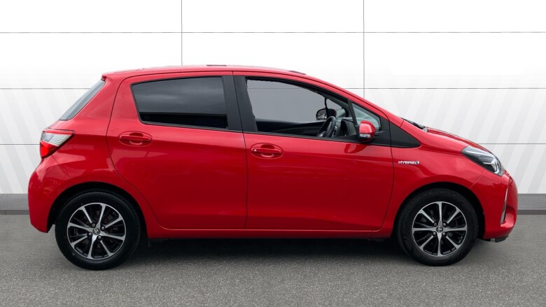 Toyota Yaris 1.5 Hybrid Icon Tech 5dr CVT Hybrid Hatchback